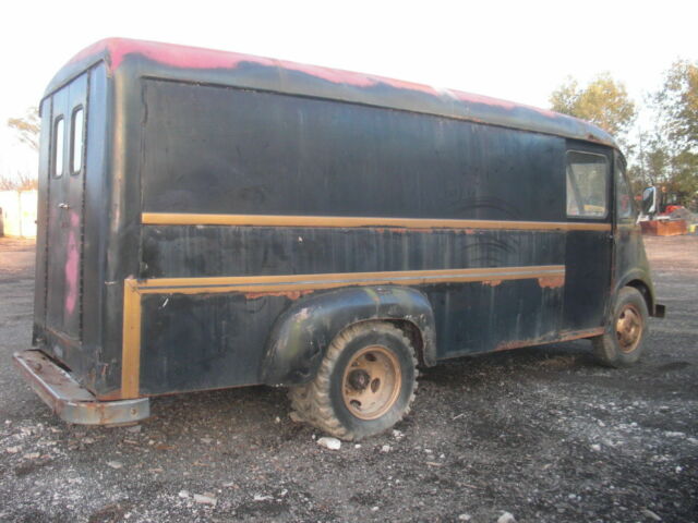 International Harvester Metro 1961 image number 15