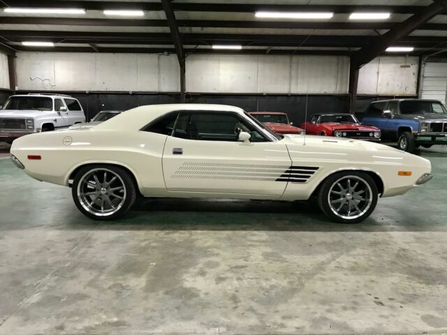 Dodge Challenger 1973 image number 29