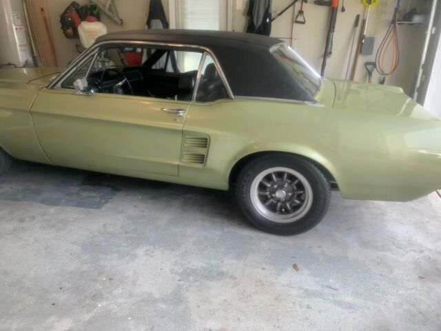 Ford Mustang 1967 image number 1