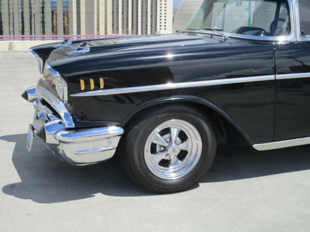 Chevrolet Bel Air/150/210 1957 image number 29