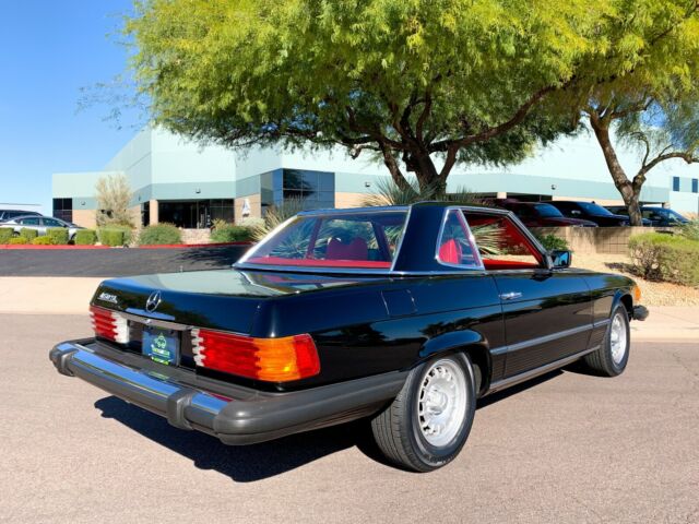 Mercedes-Benz SL-Class 1978 image number 11