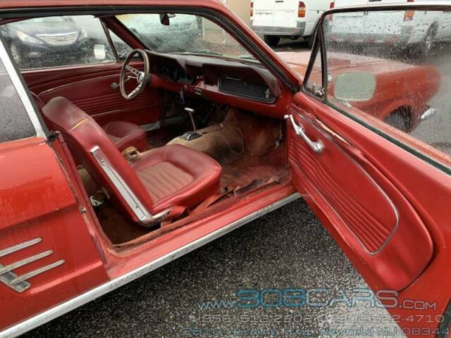 Ford Mustang 1966 image number 10