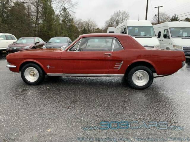 Ford Mustang 1966 image number 16