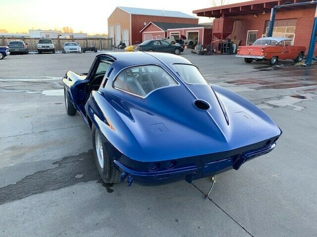 Chevrolet Corvette 1963 image number 42