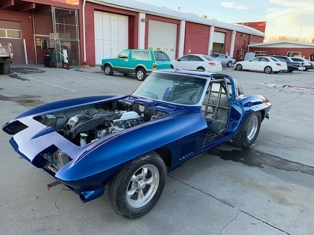 Chevrolet Corvette 1963 image number 43