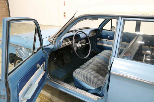 Chevrolet Corvair 1961 image number 14