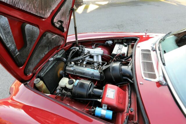 Volvo 1800 1970 image number 39