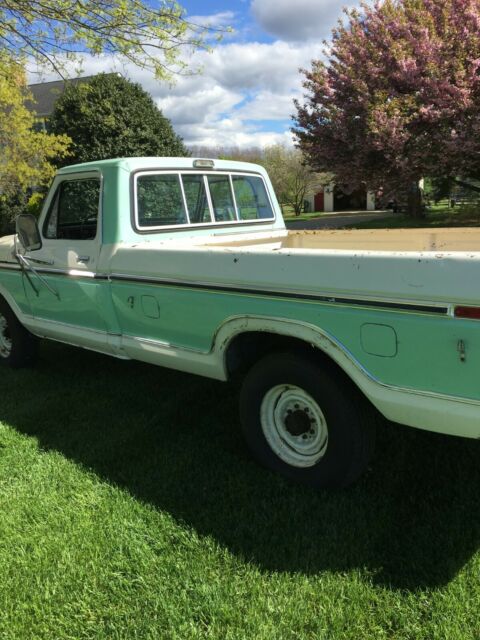 Ford F-250 1977 image number 5