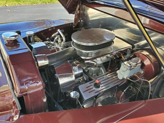 Ford Deluxe 1948 image number 10