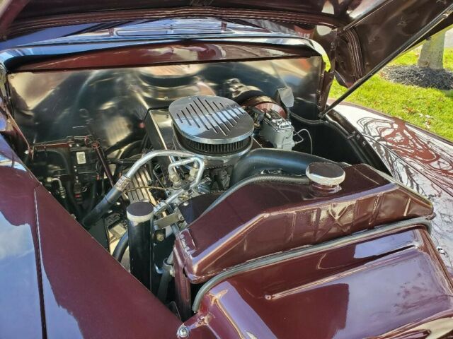 Ford Deluxe 1948 image number 11
