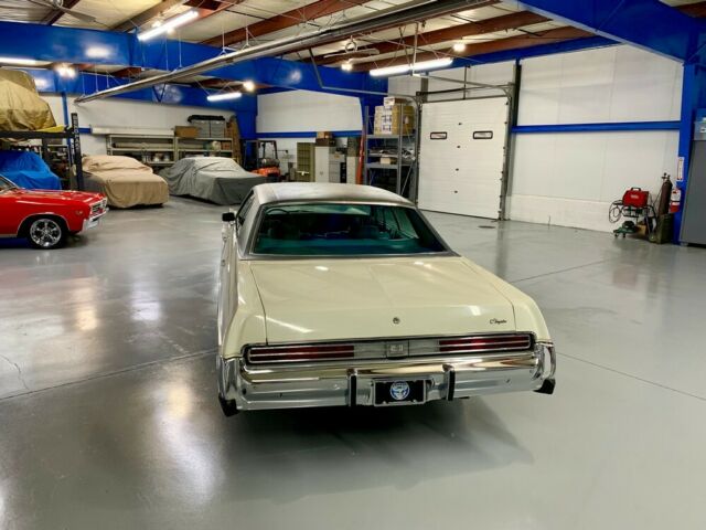 Chrysler Newport 1978 image number 4