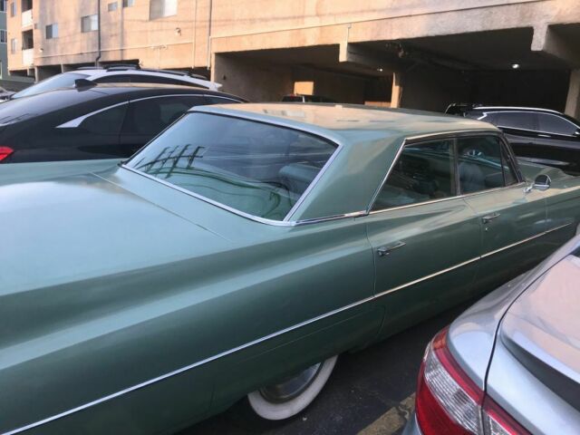 Cadillac DeVille 1963 image number 3