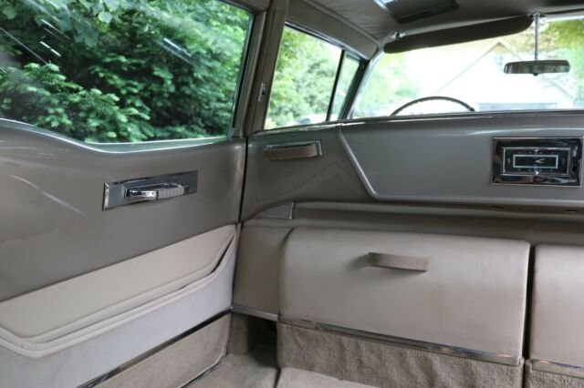 Cadillac Fleetwood 1957 image number 32