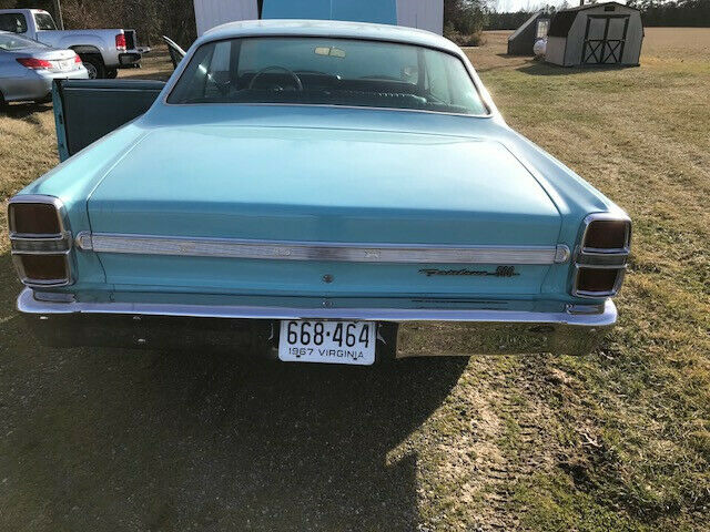 Ford Fairlane 1967 image number 4