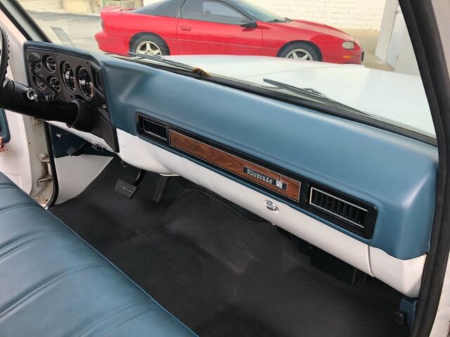 Chevrolet C-10 1976 image number 12