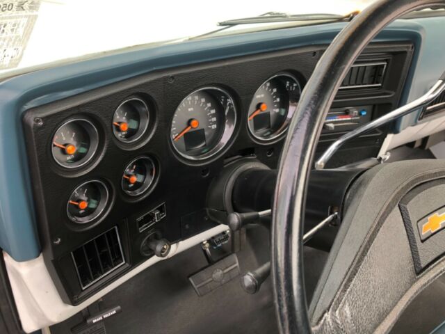 Chevrolet C-10 1976 image number 27