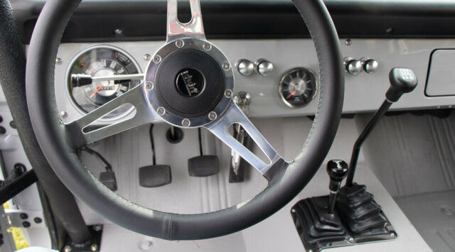 Ford Bronco 1966 image number 33