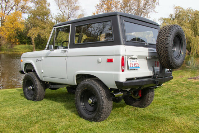 Ford Bronco 1966 image number 37