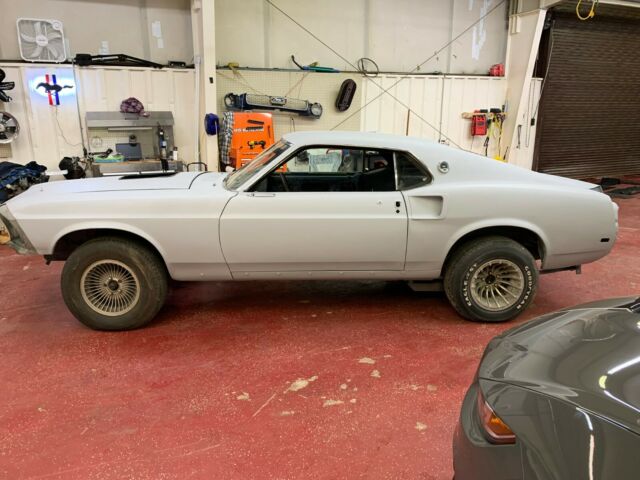 Ford Mustang 1969 image number 2