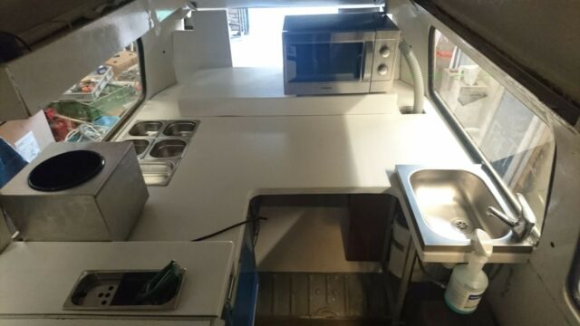 Volkswagen Van 1978 image number 15