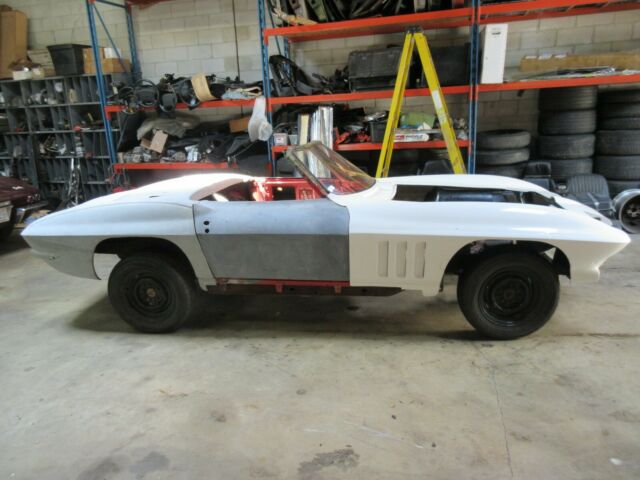 Chevrolet Corvette 1966 image number 5