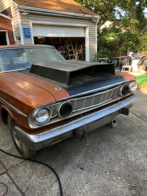 Ford Fairlane 1964 image number 3