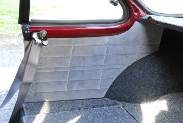 Volkswagen Karmann Ghia 1969 image number 19