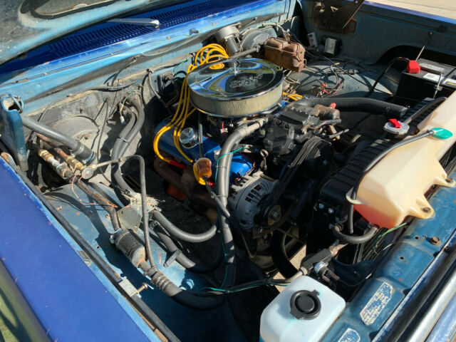 Dodge Power Wagon 1974 image number 27
