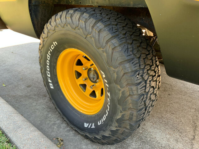 Dodge Power Wagon 1974 image number 30