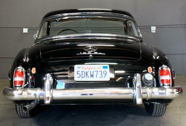Mercedes-Benz SL-Class 1960 image number 10
