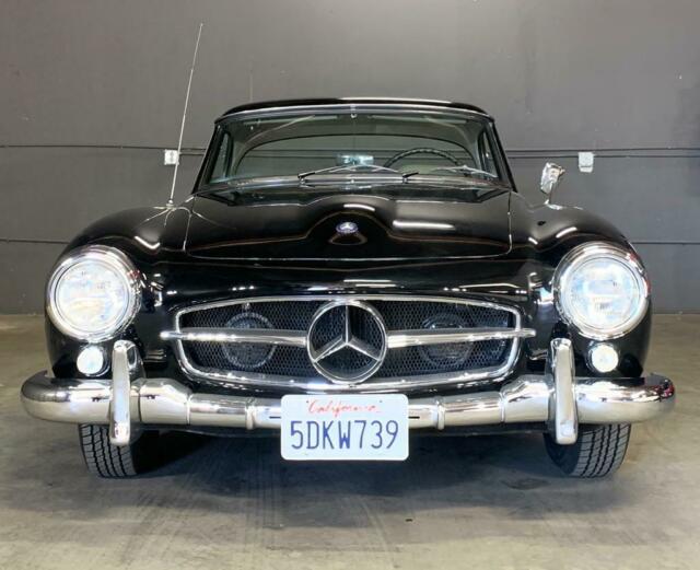Mercedes-Benz SL-Class 1960 image number 26