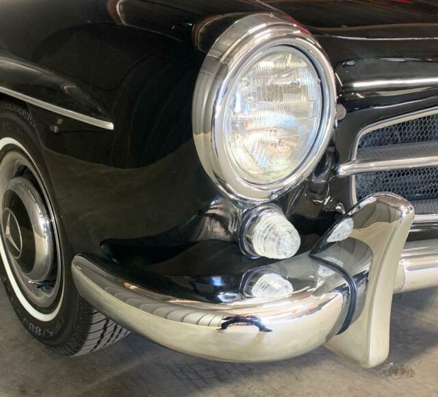 Mercedes-Benz SL-Class 1960 image number 9