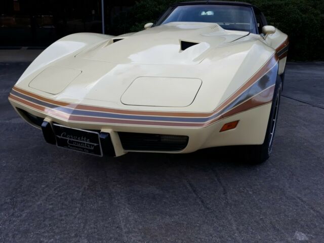 Chevrolet Corvette 1972 image number 3