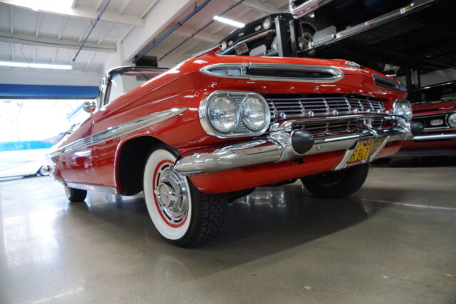 Chevrolet Impala 348 3X2 BBL V8 Convertible 1959 image number 30