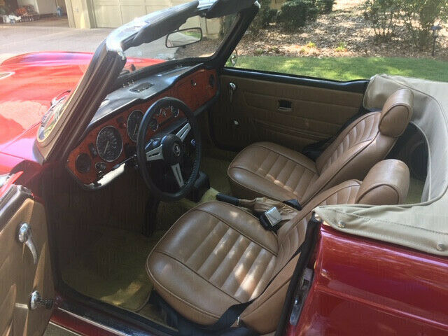 Triumph TR-6 1976 image number 19