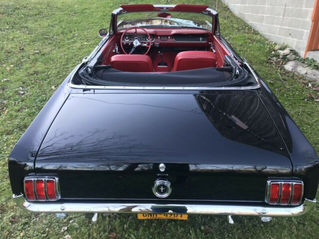 Ford Mustang 1965 image number 9