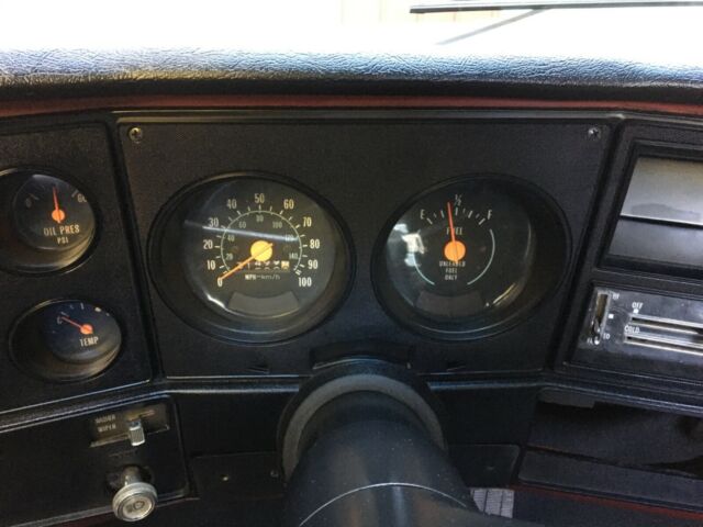 Chevrolet C-10 1978 image number 9