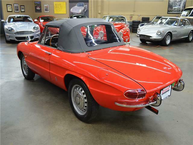Alfa Romeo DUETTO 1600 1968 image number 18