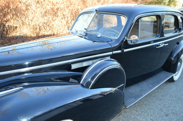Buick Limited 1940 image number 33