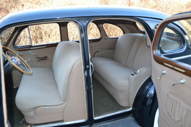 Buick Limited 1940 image number 36