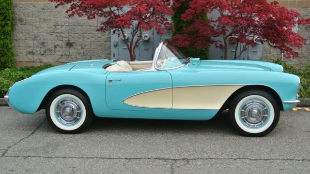Chevrolet Corvette 1957 image number 28