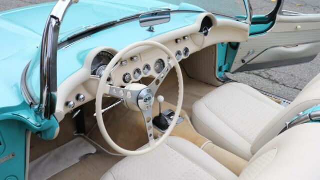 Chevrolet Corvette 1957 image number 33