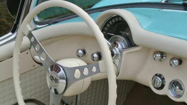 Chevrolet Corvette 1957 image number 36