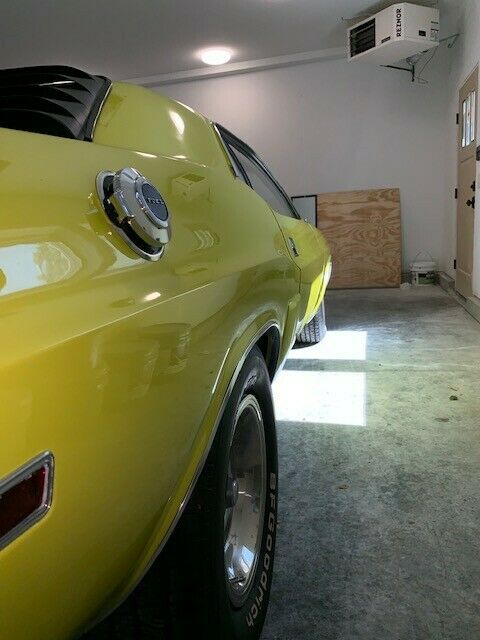 Dodge Challenger 1971 image number 14