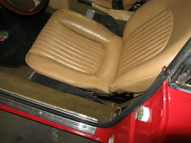 Alfa Romeo Spider 1969 image number 34