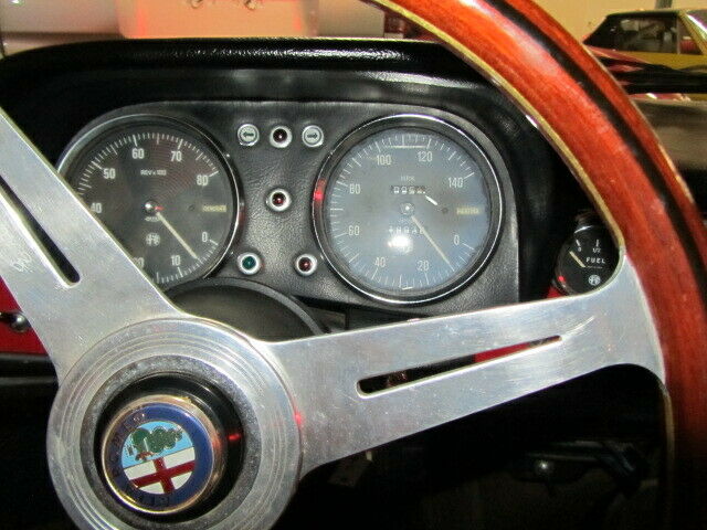 Alfa Romeo Spider 1969 image number 35