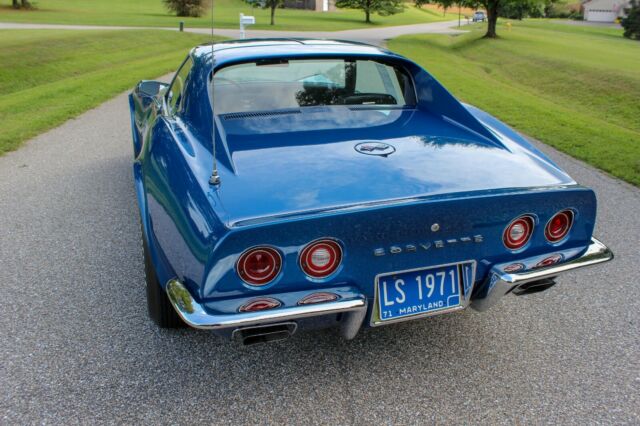 Chevrolet Corvette 1971 image number 29