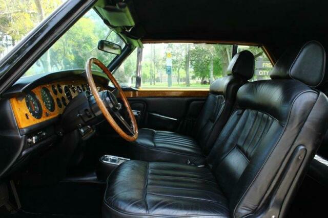 Rolls-Royce Corniche 1971 image number 5
