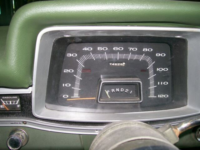 Plymouth Fury 1966 image number 11