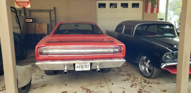 Plymouth Road Runner 1968 image number 18